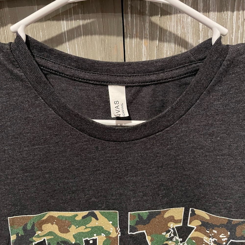 Boutique tee - Picture 2 of 2